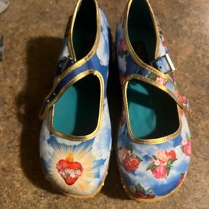 Hot Chocolate platform Maryjanes Chocolatikas